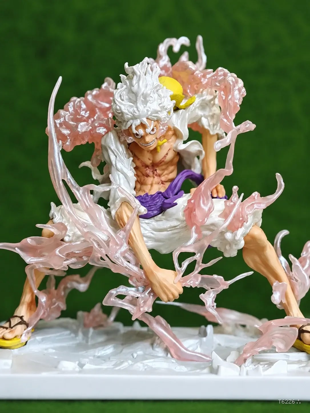 Luffy Gear 5 Action Figure – Haki Aura Mode