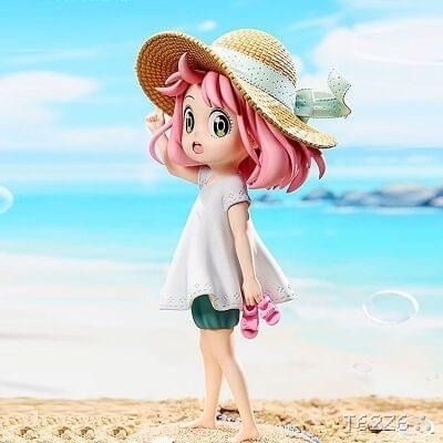 Mystery Figure (Supplier Title Missing)