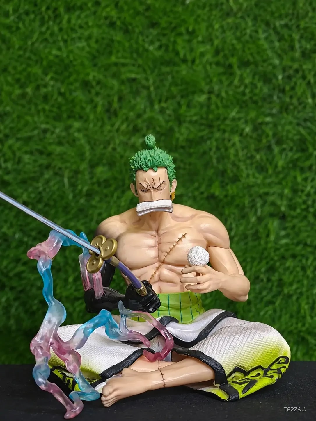 Roronoa Zoro Wano Arc Figure – Seated Battle Focus Pose
