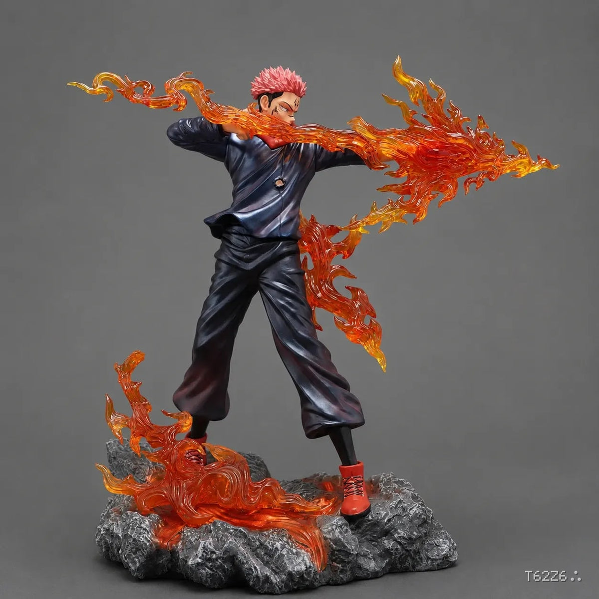 Ryomen Sukuna Flame Effect Figure – Jujutsu Kaisen Premium Anime Statue