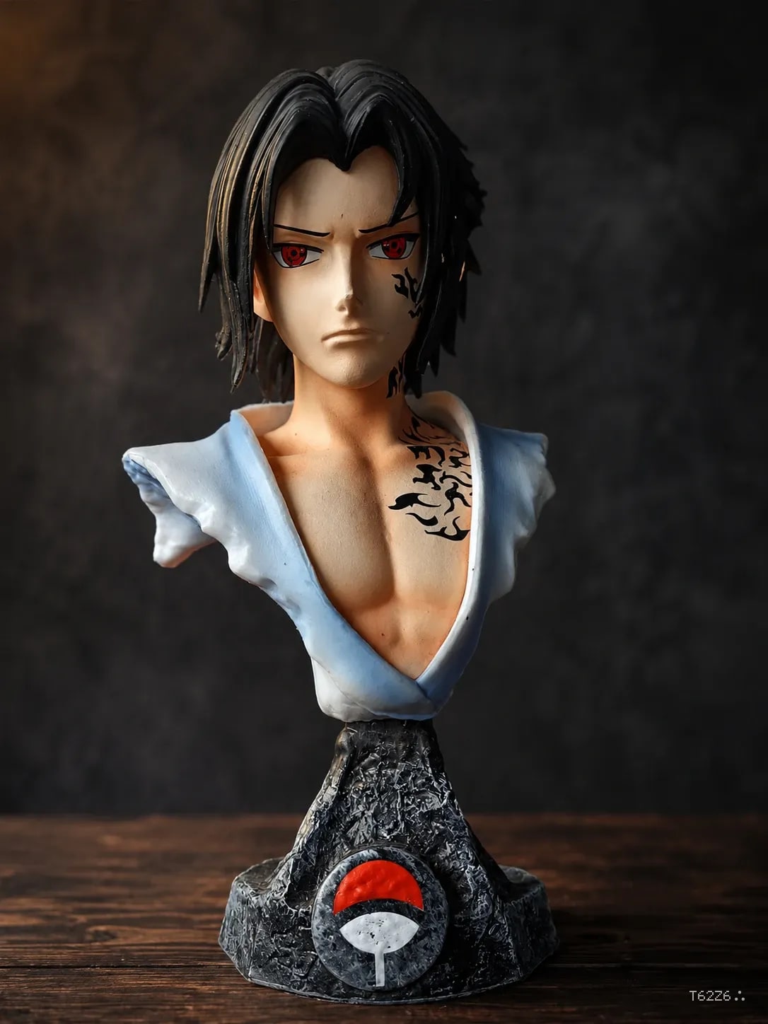 Sasuke Uchiha Bust Statue – Cursed Mark & Sharingan Edition