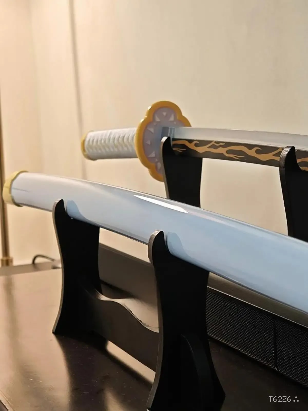 Zenitsu Agatsuma Katana – Demon Slayer